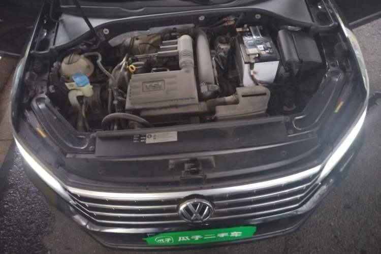 Used Volkswagen Passat 2017 280TSI DSG Luxury Edition Engine Bay