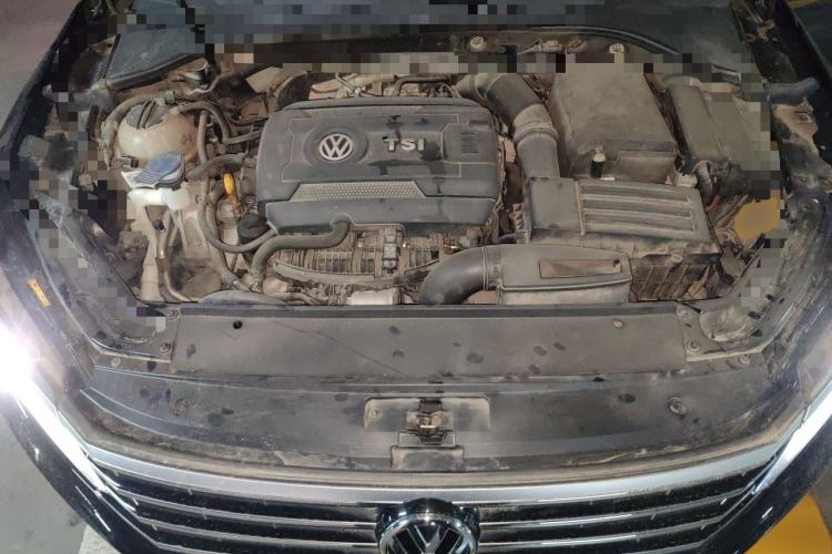 Used Volkswagen Passat 2017 330TSI DSG Prestige Edition Engine Bay