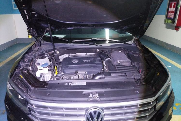 Used Volkswagen Passat 2017 330TSI DSG Prestige Edition Engine Bay