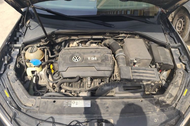 Used Volkswagen Passat 2017 330TSI DSG Luxury Edition Engine Bay