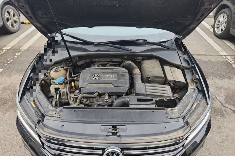 Used Volkswagen Passat 2017 330TSI DSG Luxury Edition Engine Bay