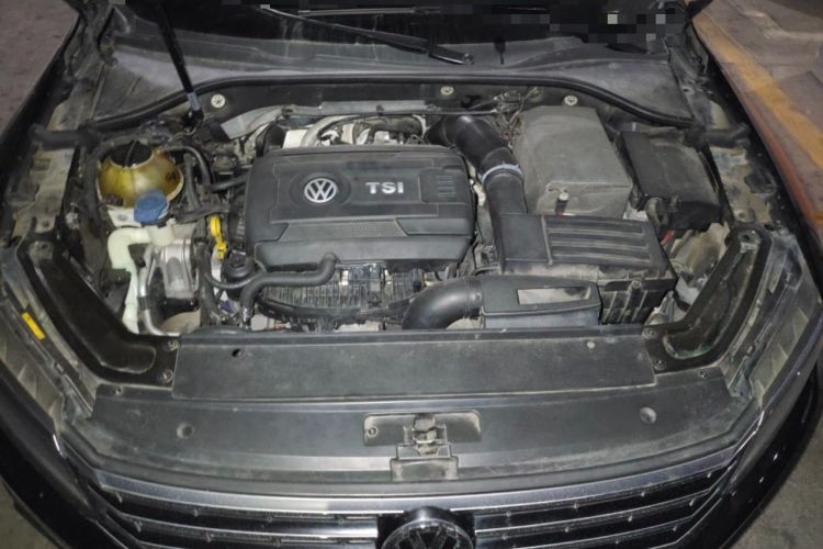 Used Volkswagen Passat 2017 330TSI DSG Luxury Edition Engine Bay