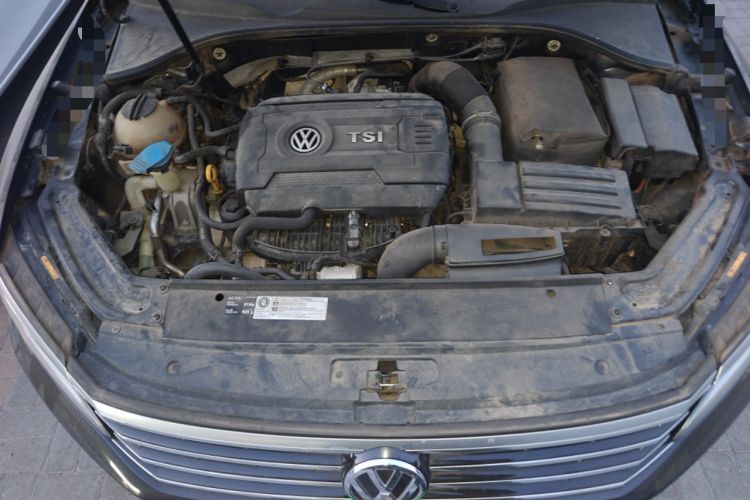 Used Volkswagen Passat 2017 330TSI DSG Luxury Edition Engine Bay