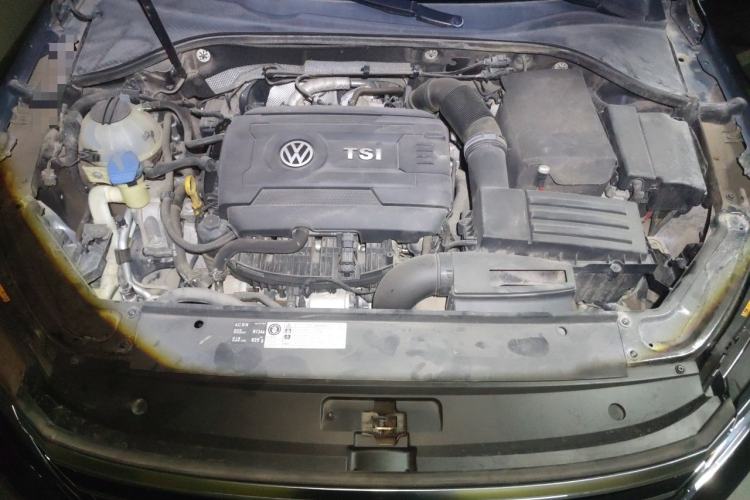 Used Volkswagen Passat 2017 330TSI DSG Luxury Edition Engine Bay