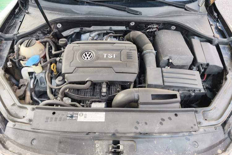 Used Volkswagen Passat 2017 330TSI DSG Luxury Edition Engine Bay