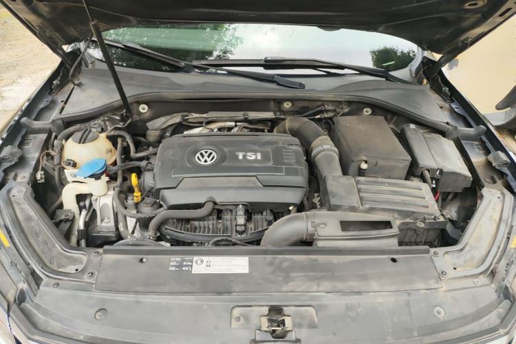 Used Volkswagen Passat 2017 330TSI DSG Luxury Edition Engine Bay
