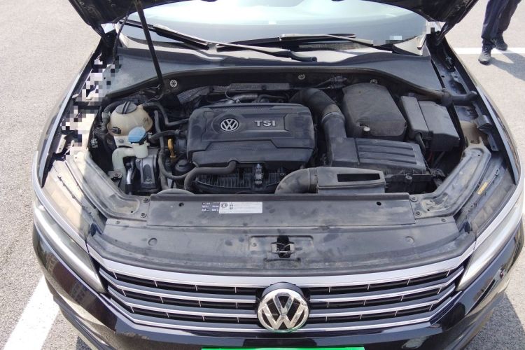 Used Volkswagen Passat 2017 330TSI DSG Luxury Edition Engine Bay