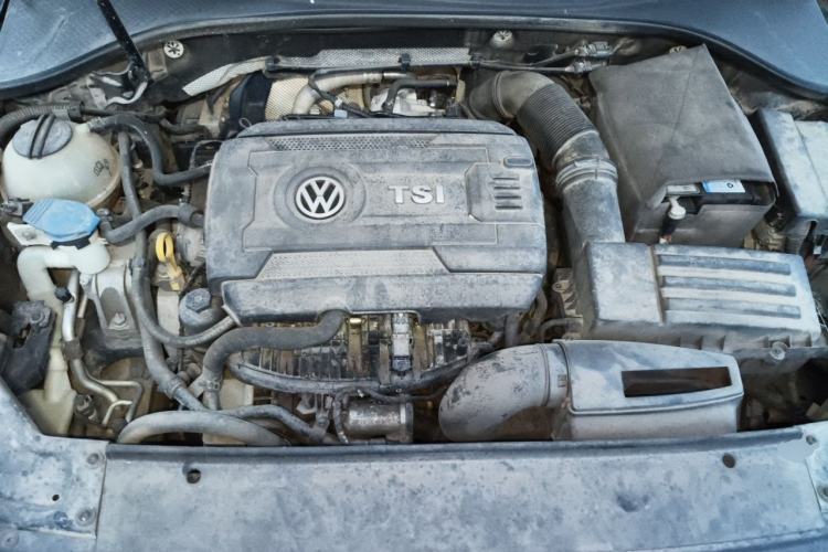 Used Volkswagen Passat 2017 330TSI DSG Luxury Edition Engine Bay