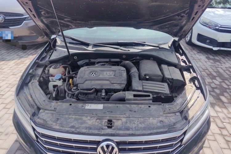 Used Volkswagen Passat 2017 330TSI DSG Luxury Edition Engine Bay
