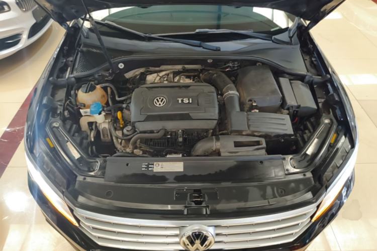 Used Volkswagen Passat 2017 330TSI DSG Prestige Edition Engine Bay