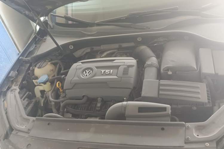 Used Volkswagen Passat 2017 330TSI DSG Prestige Edition Engine Bay