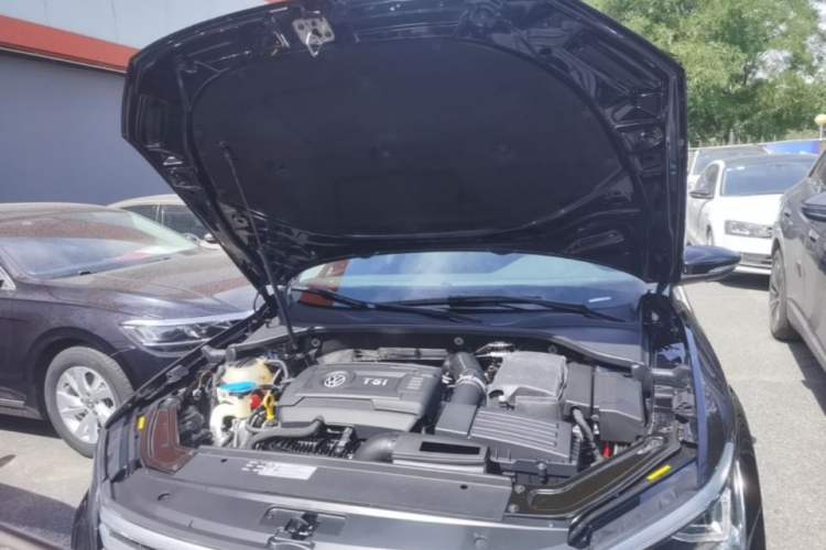 Used Volkswagen Passat 2017 380TSI DSG Prestige Edition Engine Bay