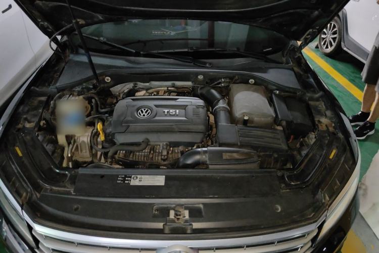 Used Volkswagen Passat 2017 330TSI DSG Prestige Edition Engine Bay