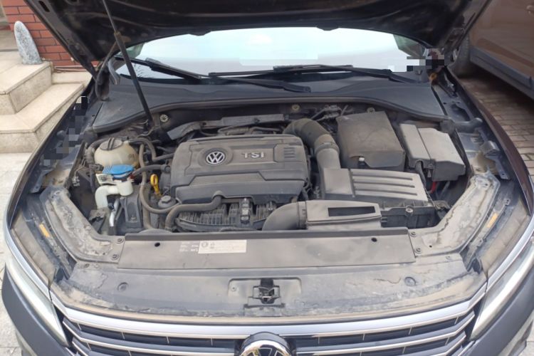 Used Volkswagen Passat 2017 330TSI DSG Luxury Edition Engine Bay