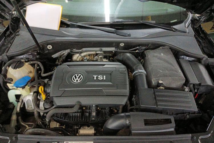 Used Volkswagen Passat 2017 330TSI DSG Luxury Edition Engine Bay