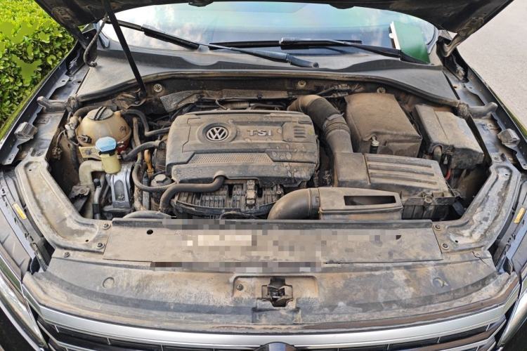 Used Volkswagen Passat 2017 330TSI DSG Luxury Edition Engine Bay