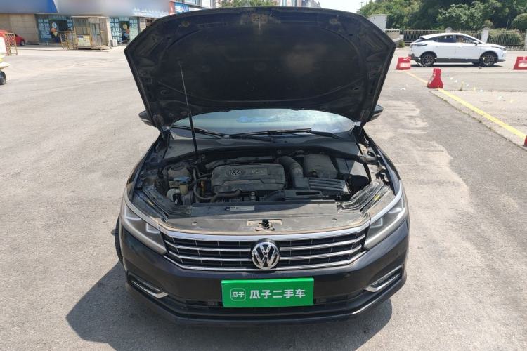 Used Volkswagen Passat 2017 330TSI DSG Luxury Edition Engine Bay