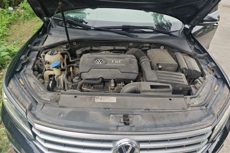 Used Volkswagen Passat 2017 330TSI DSG Prestige Edition Engine Bay