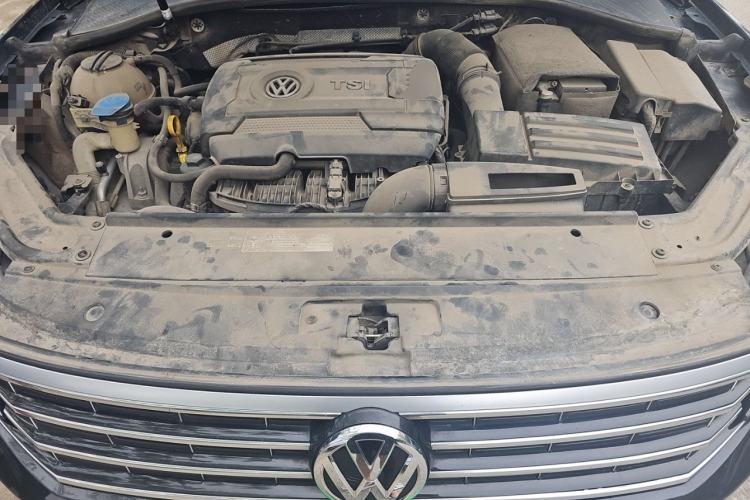 Used Volkswagen Passat 2017 330TSI DSG Luxury Edition Engine Bay