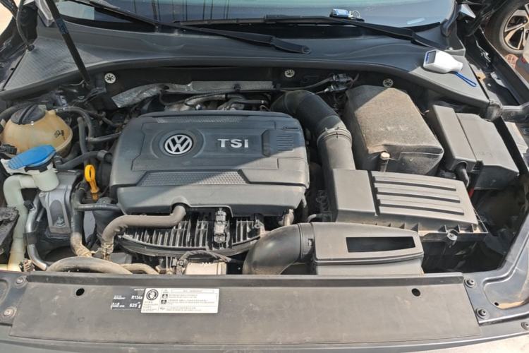 Used Volkswagen Passat 2017 330TSI DSG Luxury Edition Engine Bay