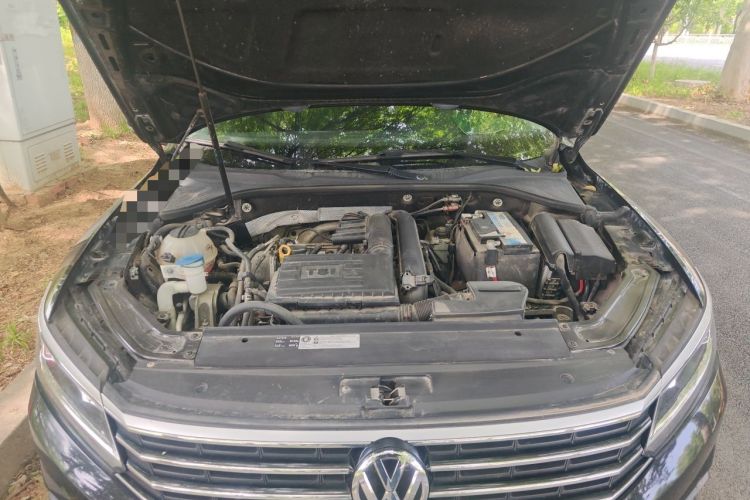 Used Volkswagen Passat 2017 280TSI DSG Luxury Edition Engine Bay