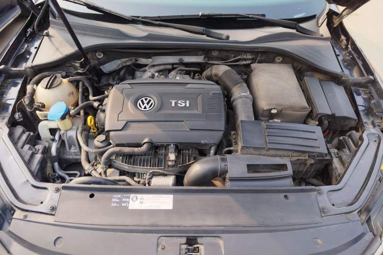 Used Volkswagen Passat 2017 330TSI DSG Prestige Edition Engine Bay