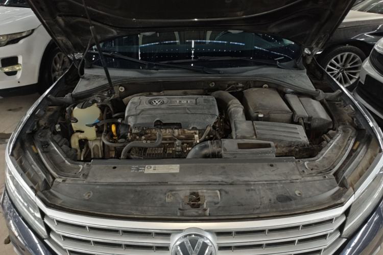 Used Volkswagen Passat 2017 330TSI DSG Prestige Edition Engine Bay