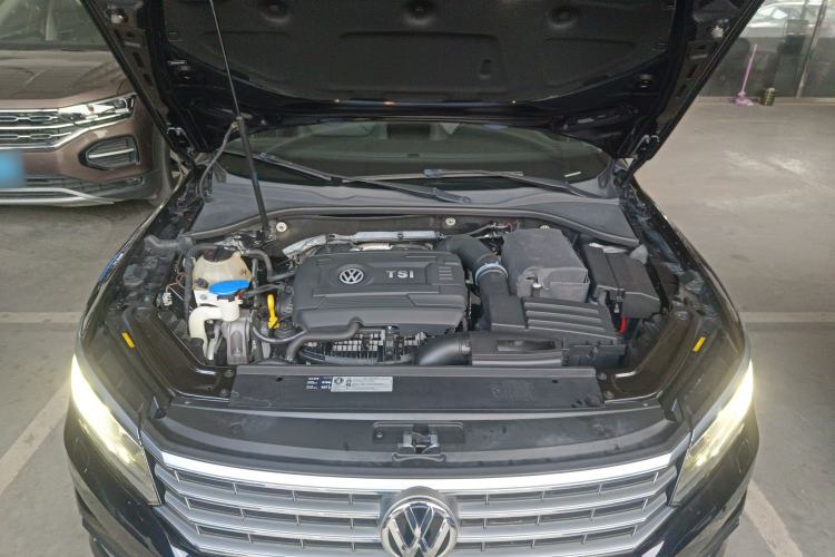 Used Volkswagen Passat 2017 330TSI DSG Prestige Edition Engine Bay