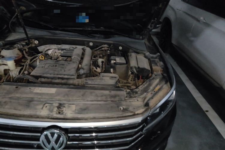Used Volkswagen Passat 2017 280TSI DSG Luxury Edition Engine Bay Left