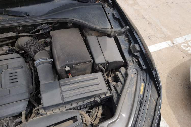 Used Volkswagen Passat 2017 330TSI DSG Prestige Edition Engine Bay Left