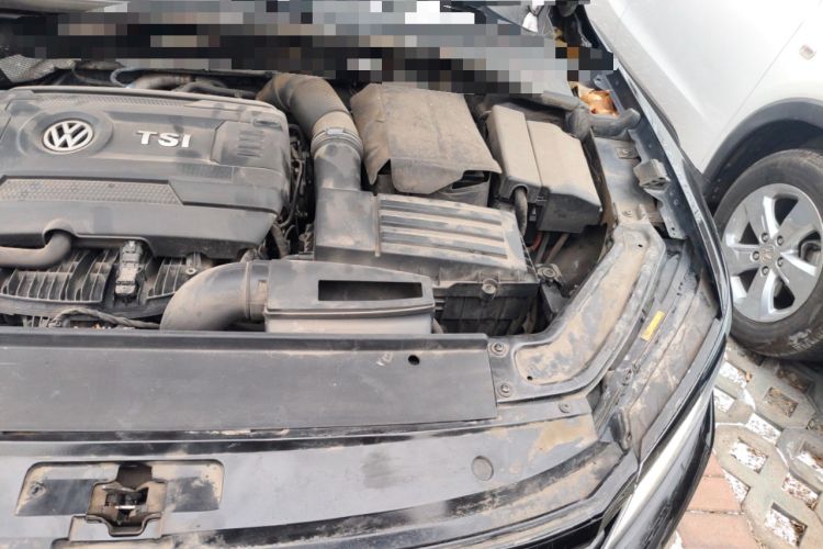 Used Volkswagen Passat 2017 330TSI DSG Luxury Edition Engine Bay Left
