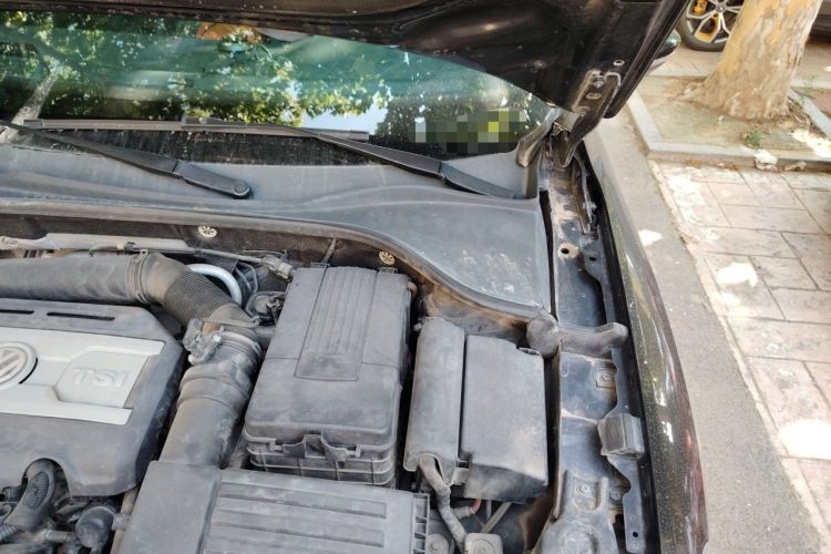 Used Volkswagen Passat 2017 1.8TSI DSG Government Procurement Version (CEA Engine) Engine Bay Left