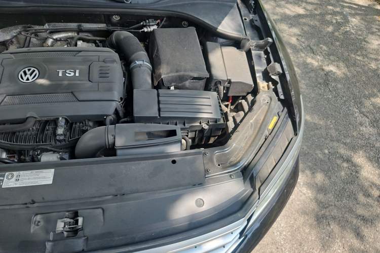 Used Volkswagen Passat 2017 380TSI DSG Prestige Edition Engine Bay Left