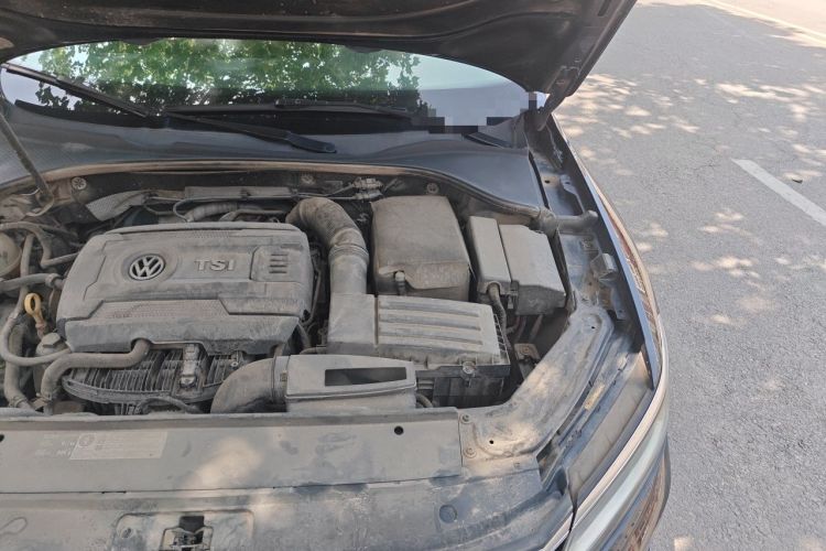 Used Volkswagen Passat 2017 330TSI DSG Luxury Edition Engine Bay Left