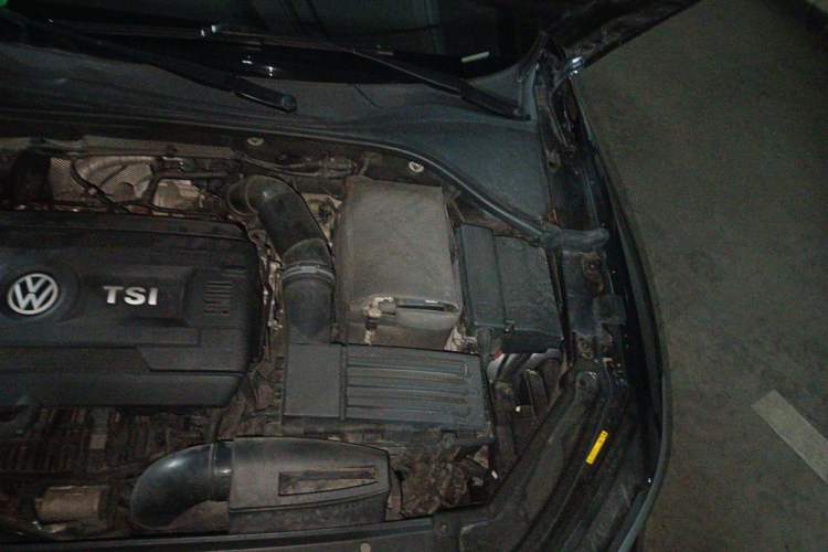 Used Volkswagen Passat 2017 330TSI DSG Prestige Edition Engine Bay Left