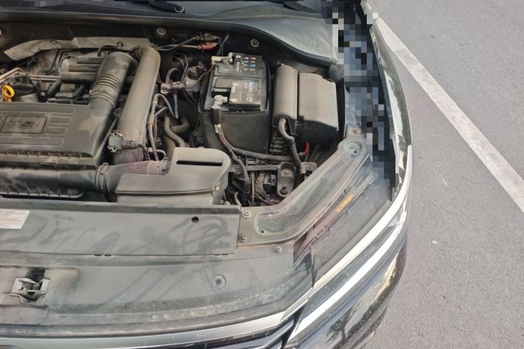 Used Volkswagen Passat 2017 280TSI DSG Luxury Edition Engine Bay Left
