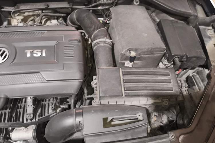 Used Volkswagen Passat 2017 330TSI DSG Prestige Edition Engine Bay Left