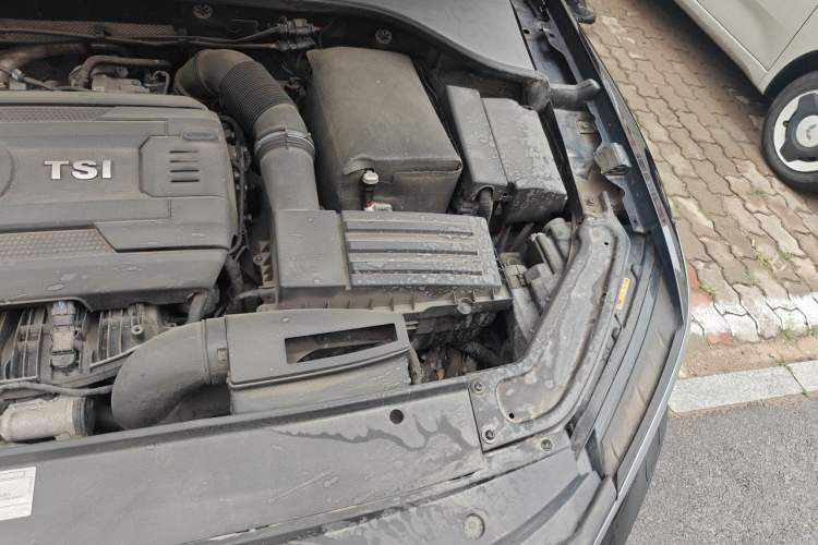 Used Volkswagen Passat 2017 330TSI DSG Prestige Edition Engine Bay Left