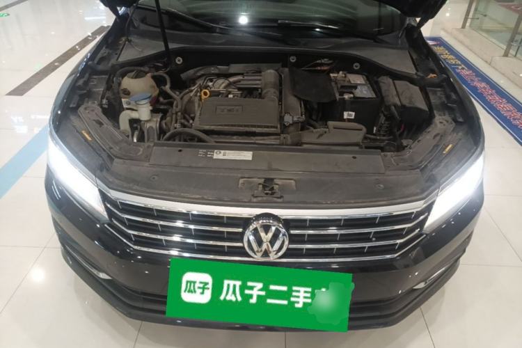 Used Volkswagen Passat 2017 280TSI DSG Luxury Edition Engine Bay