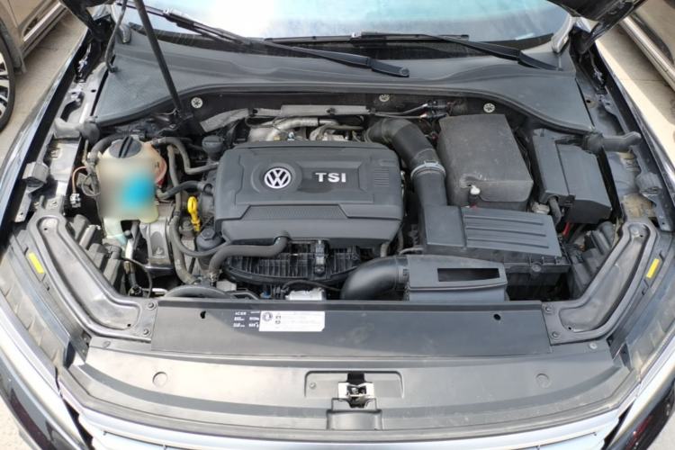 Used Volkswagen Passat 2017 330TSI DSG Prestige Edition Engine Bay