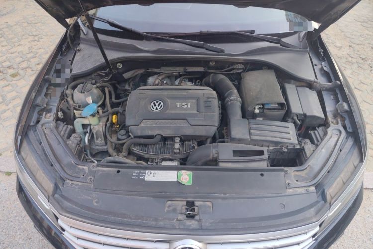 Used Volkswagen Passat 2017 330TSI DSG Luxury Edition Engine Bay