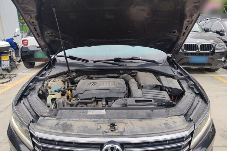 Used Volkswagen Passat 2017 330TSI DSG Luxury Edition Engine Bay