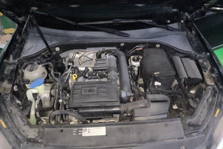 Used Volkswagen Passat 2017 280TSI DSG Luxury Edition Engine Bay