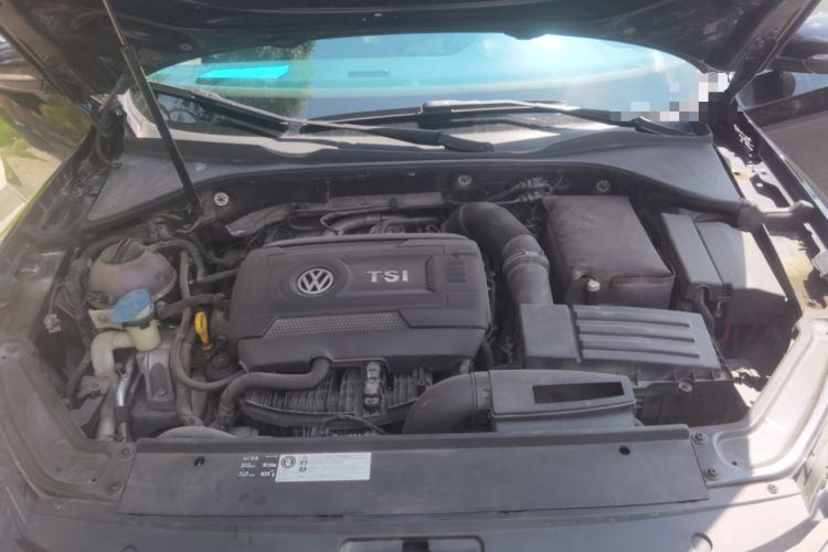 Used Volkswagen Passat 2017 330TSI DSG Luxury Edition Engine Bay