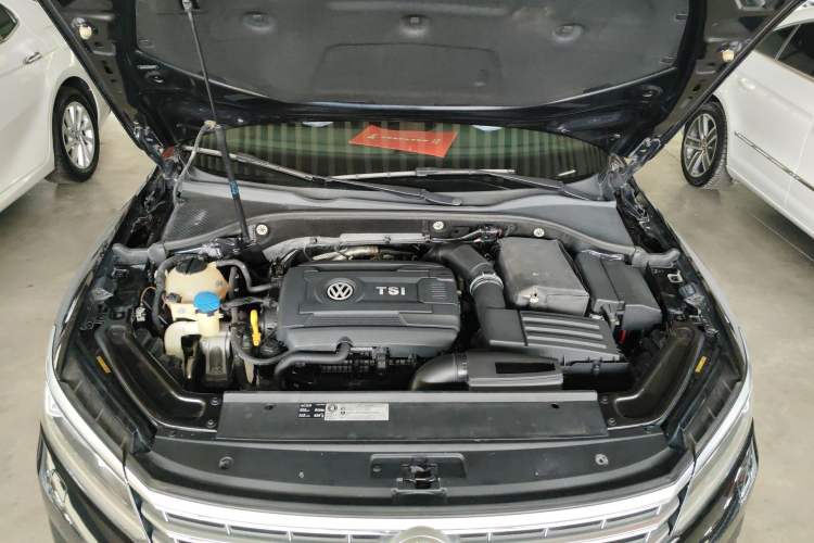 Used Volkswagen Passat 2017 330TSI DSG Prestige Edition Engine Bay