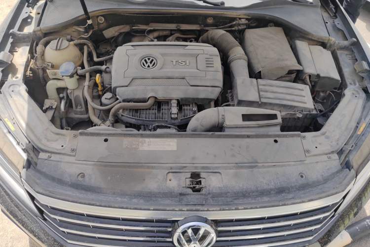 Used Volkswagen Passat 2017 330TSI DSG Luxury Edition Engine Bay