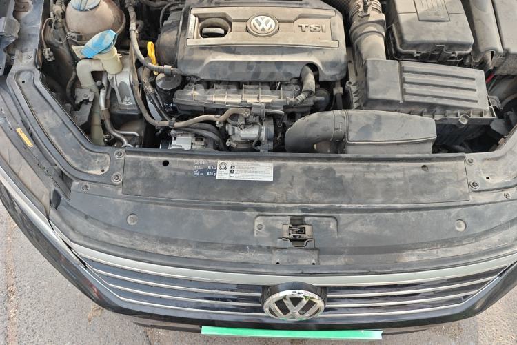 Used Volkswagen Passat 2017 330TSI DSG Luxury Edition Engine Bay