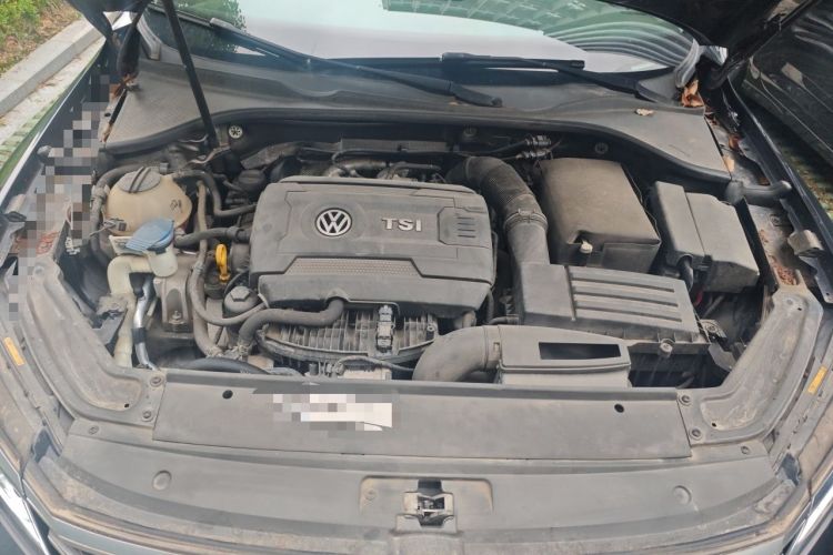 Used Volkswagen Passat 2017 330TSI DSG Luxury Edition Engine Bay