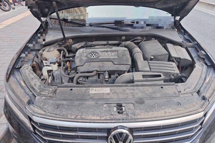 Used Volkswagen Passat 2017 330TSI DSG Luxury Edition Engine Bay