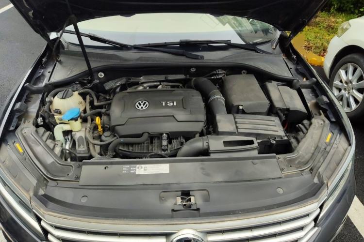 Used Volkswagen Passat 2017 330TSI DSG Prestige Edition Engine Bay